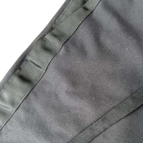 Athleta shorts, elastic drawstring waist, pockets, size S black - Picture 3 of 7